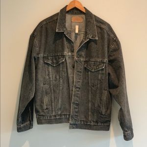 Vintage Levi’s jean jacket